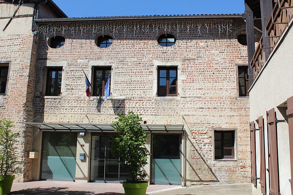 Mairie Chalamont 10