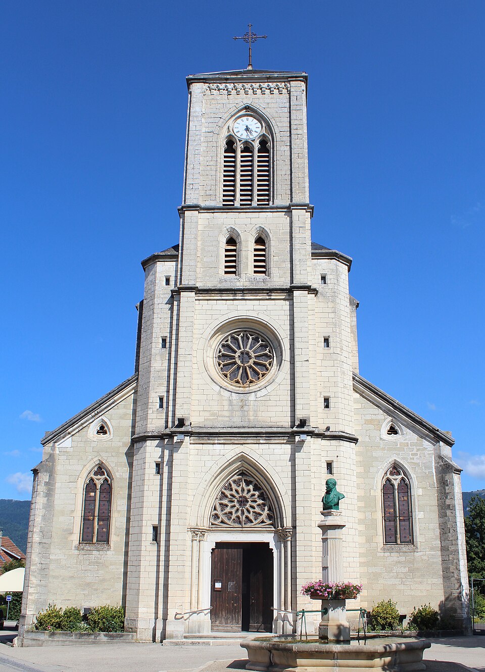 Église St Symphorien Champagne Valromey 15