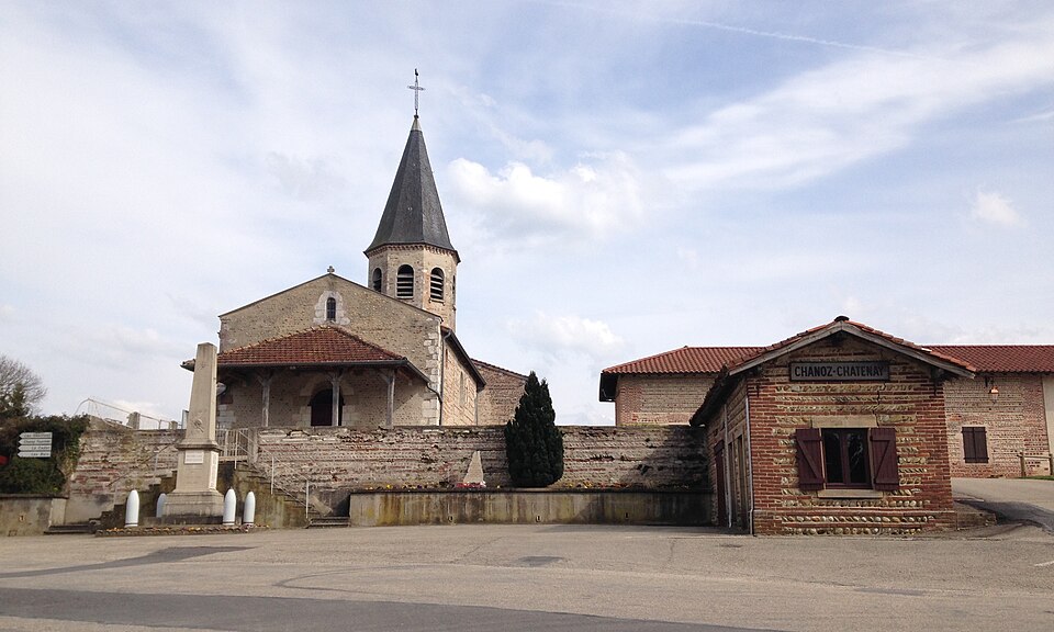 Église Chanoz — Châtenay