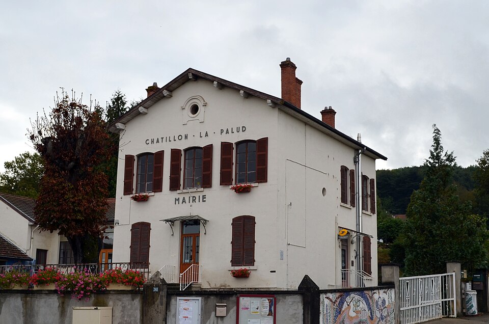 Mairie de Châtillon — la — Palud