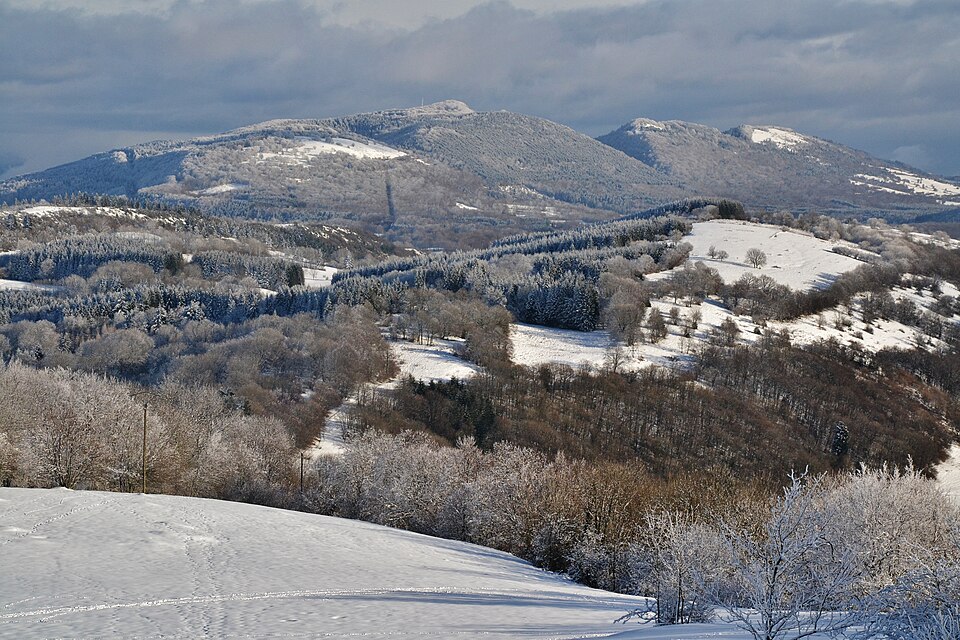 Molard de Don depuis le calvaire de Portes