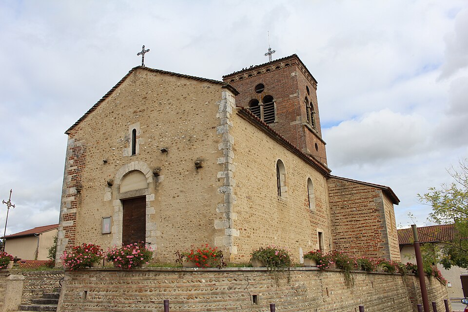 Église St Pierre Monthieux 6