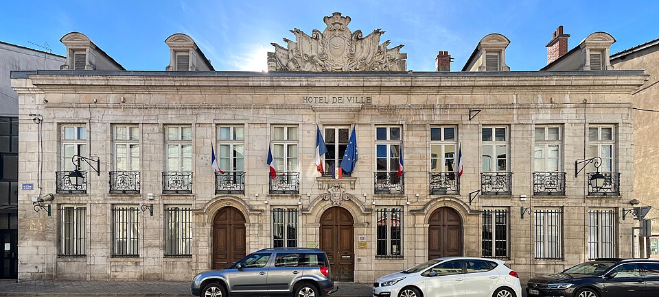 Hôtel Ville — Pont — de — Vaux (FR01) — 2023 — 09 — 26 — 8