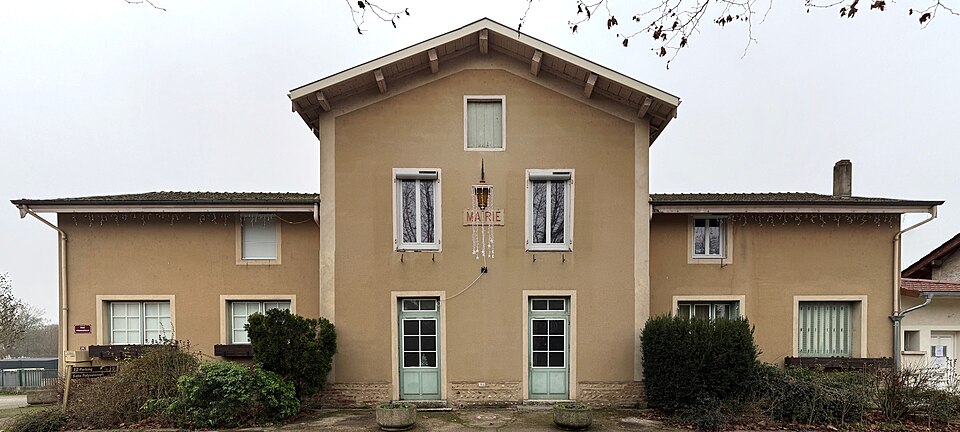 Mairie — Versailleux (FR01) — 2025 — 12 — 23 — 3