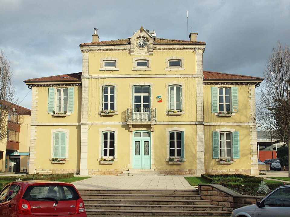 Viriat — FR — 01 — mairie — 3
