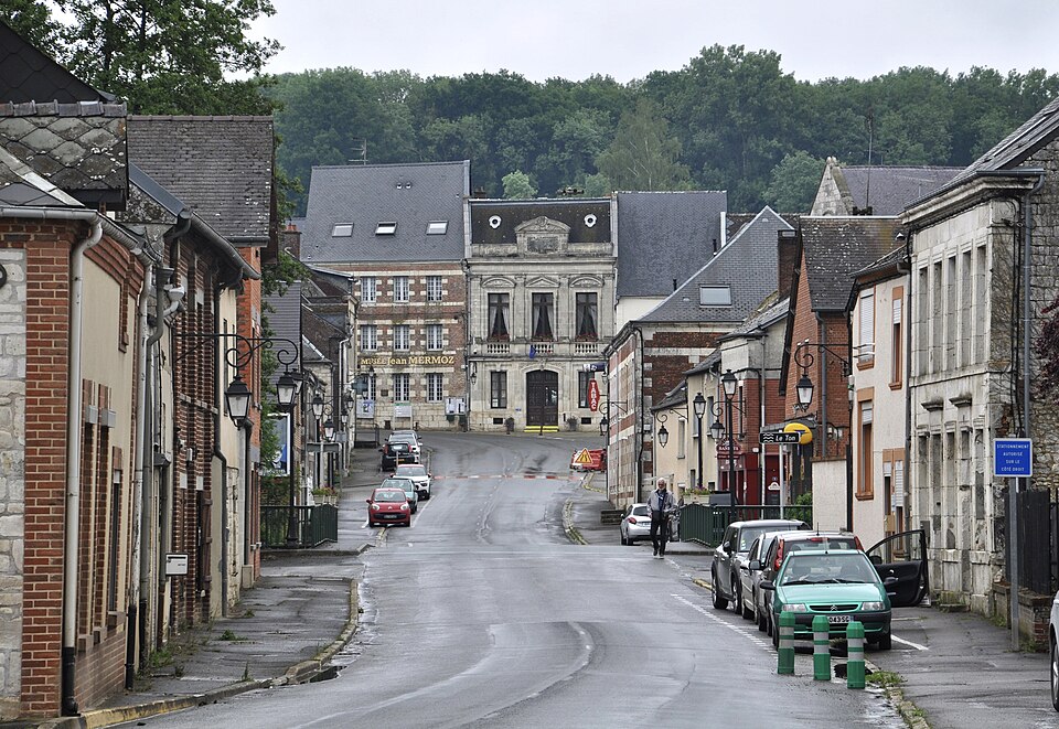 France, Aisne, Aubenton (01), Rue Saint — Nicolas + Rue Jean Mermoz