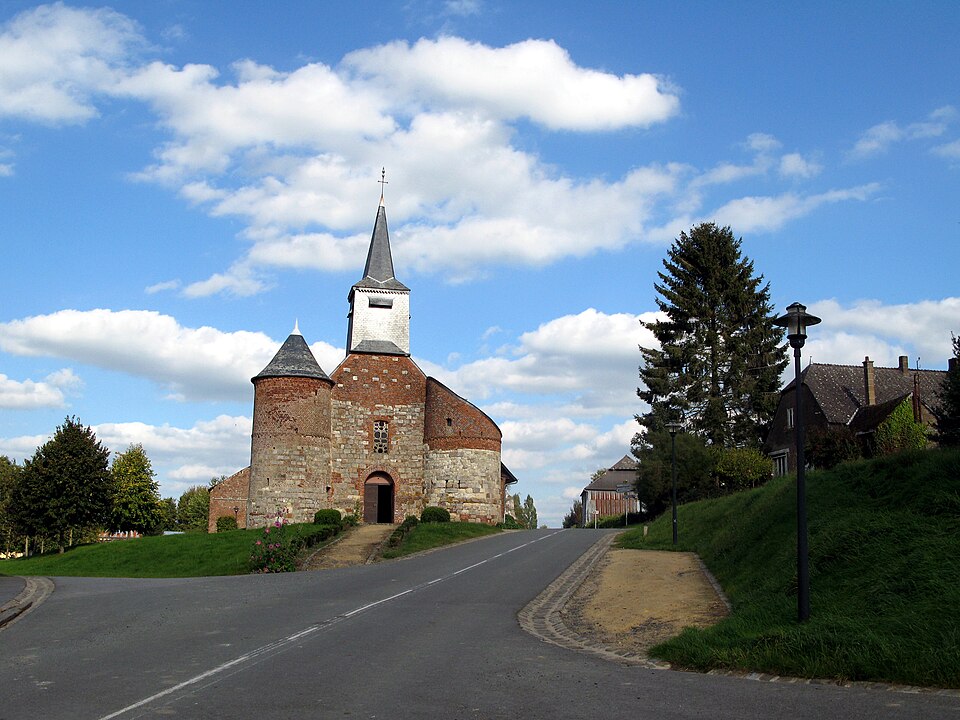 Bancigny église fortifiée 1