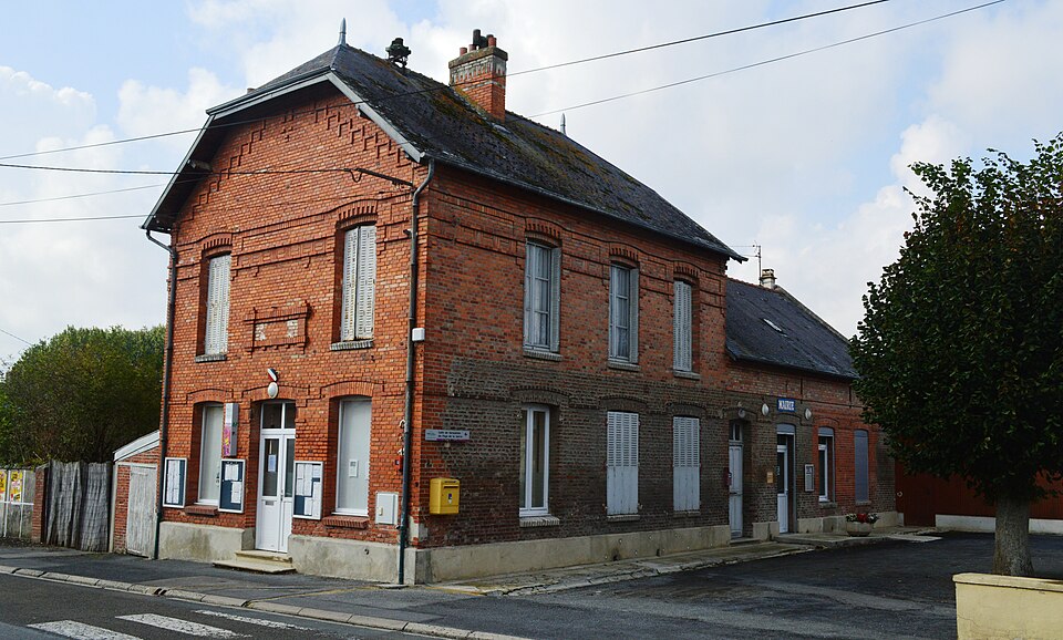 Barenton — Bugny Mairie