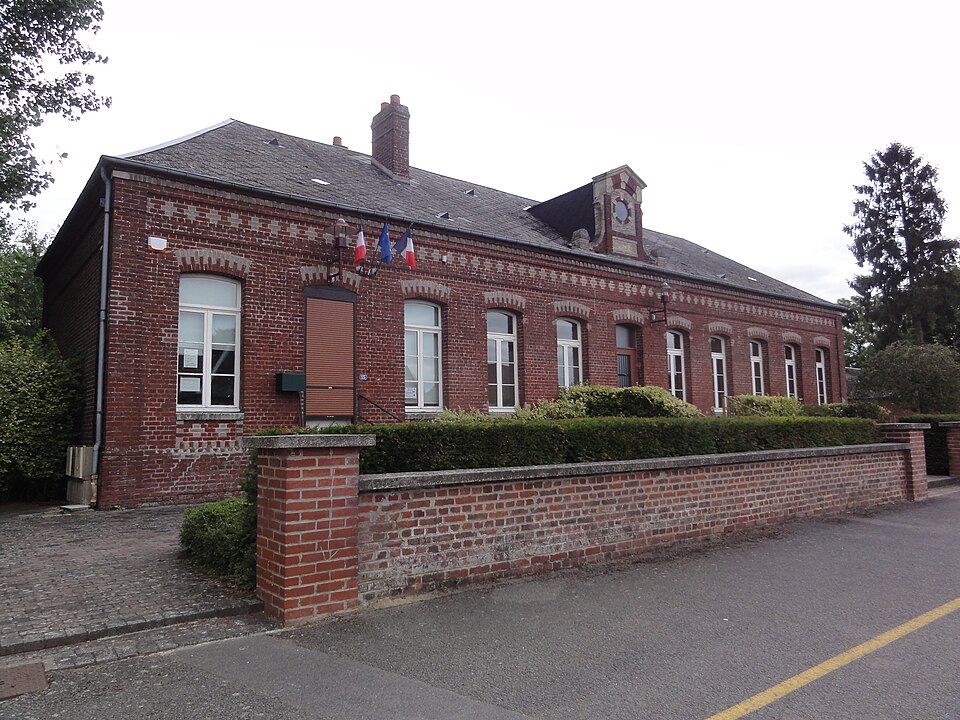 Beaumont — en — Beine (Aisne) mairie — écoles
