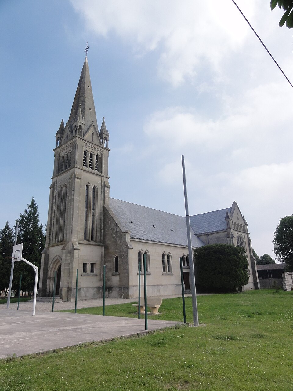 Berry — au — Bac (Aisne) Église