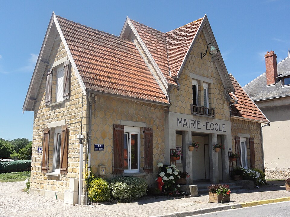 Bertricourt (Aisne) mairie — école