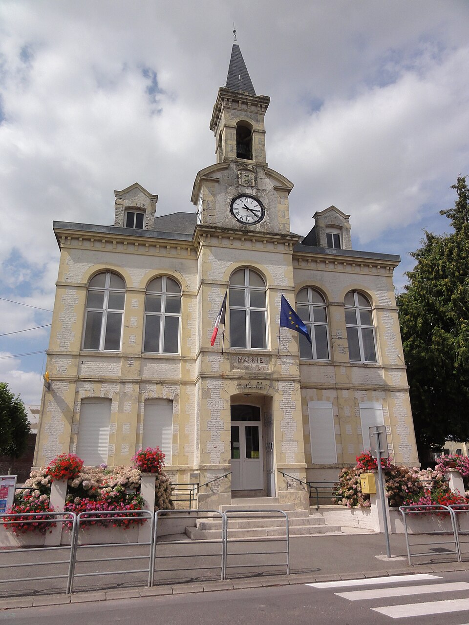 Brancourt — le — Grand (Aisne) mairie
