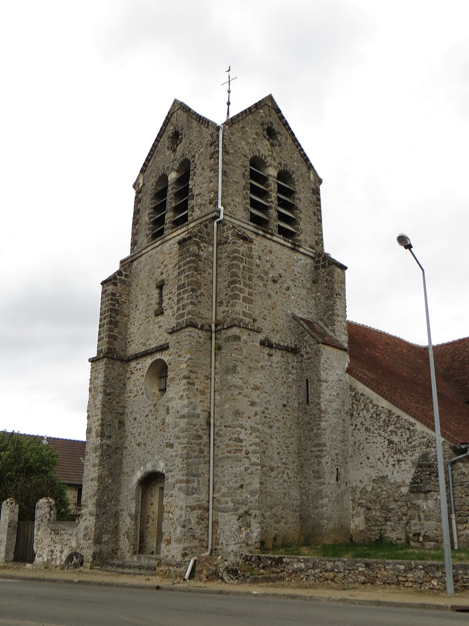 La Chapelle — sur — Chézy — Église Saint — Barthélémy 2