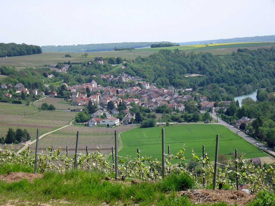 Crouttes — sur — Marne 1280