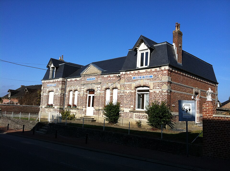 Fesmy le sart old city hall 1
