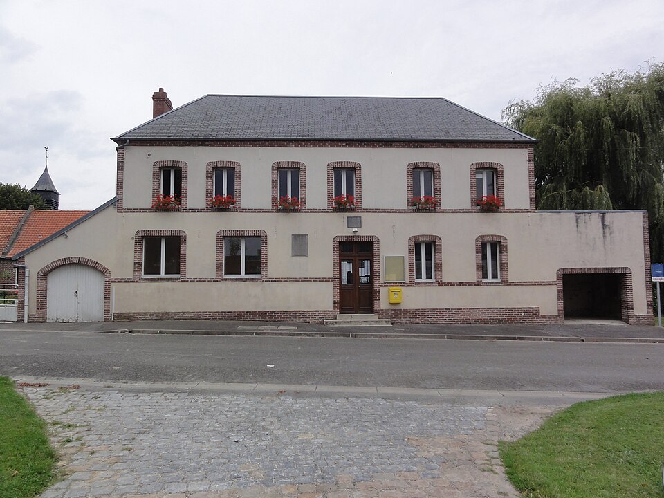 Fontaine — Uterte (Aisne) mairie et école