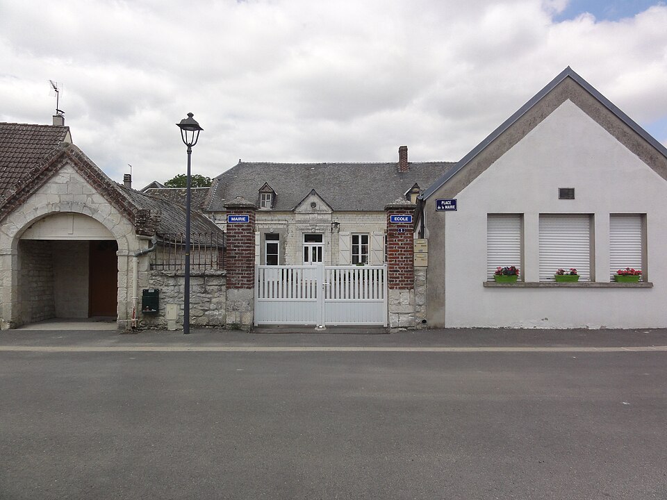 Goudelancourt — lès — Pierrepont (Aisne) mairie — école
