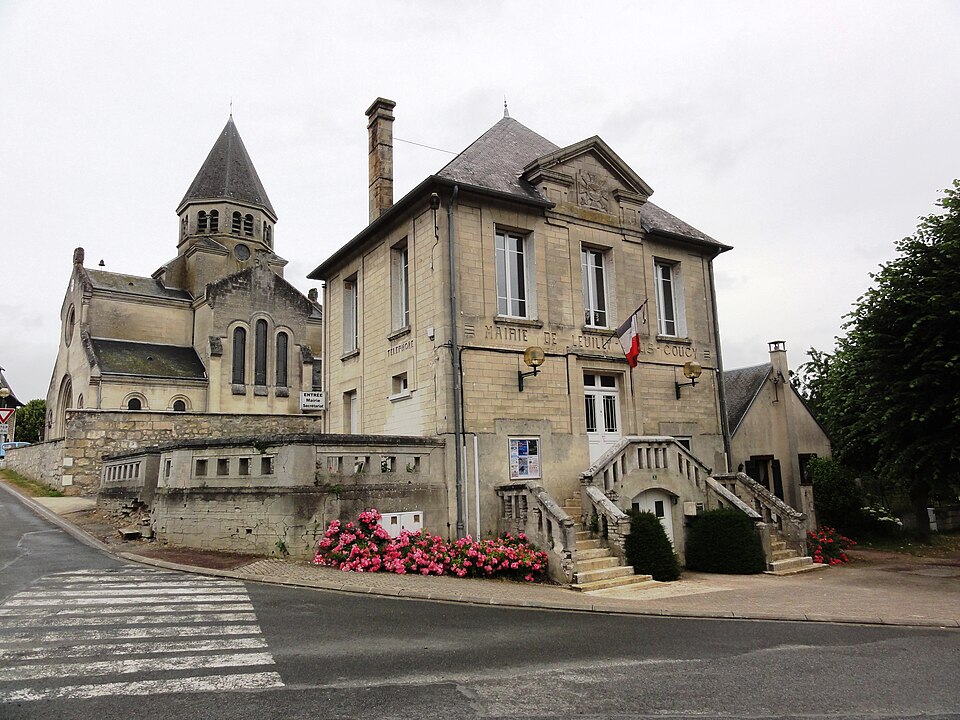 Leuilly — sous — Coucy (Aisne) mairie et église