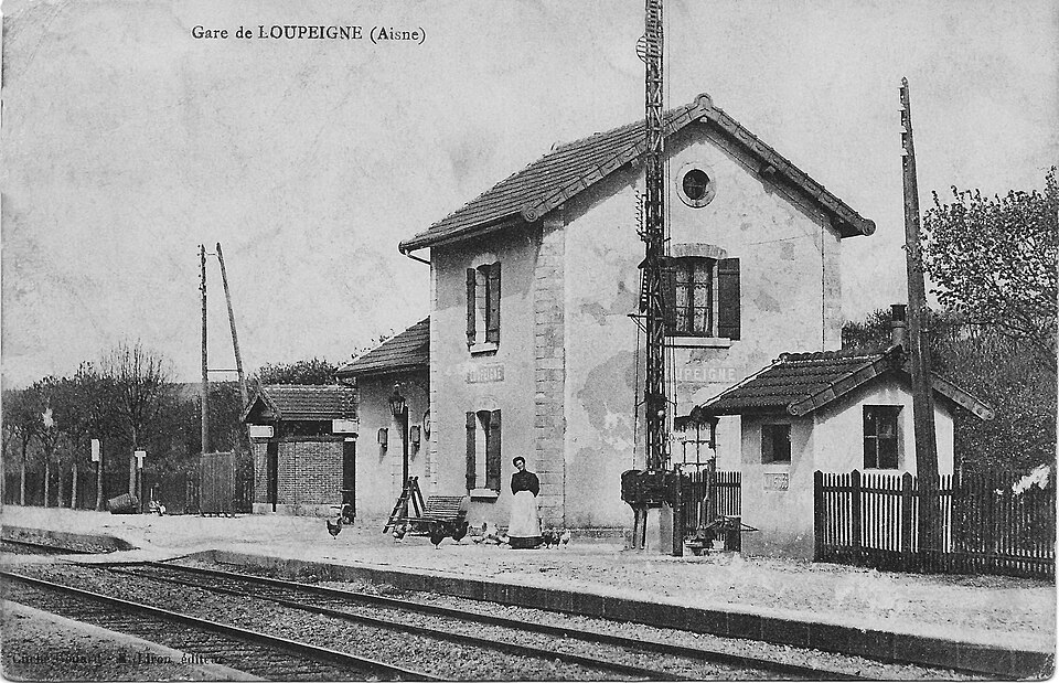Loupeigne station