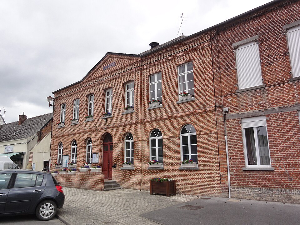 Marly — Gomont (Aisne) mairie