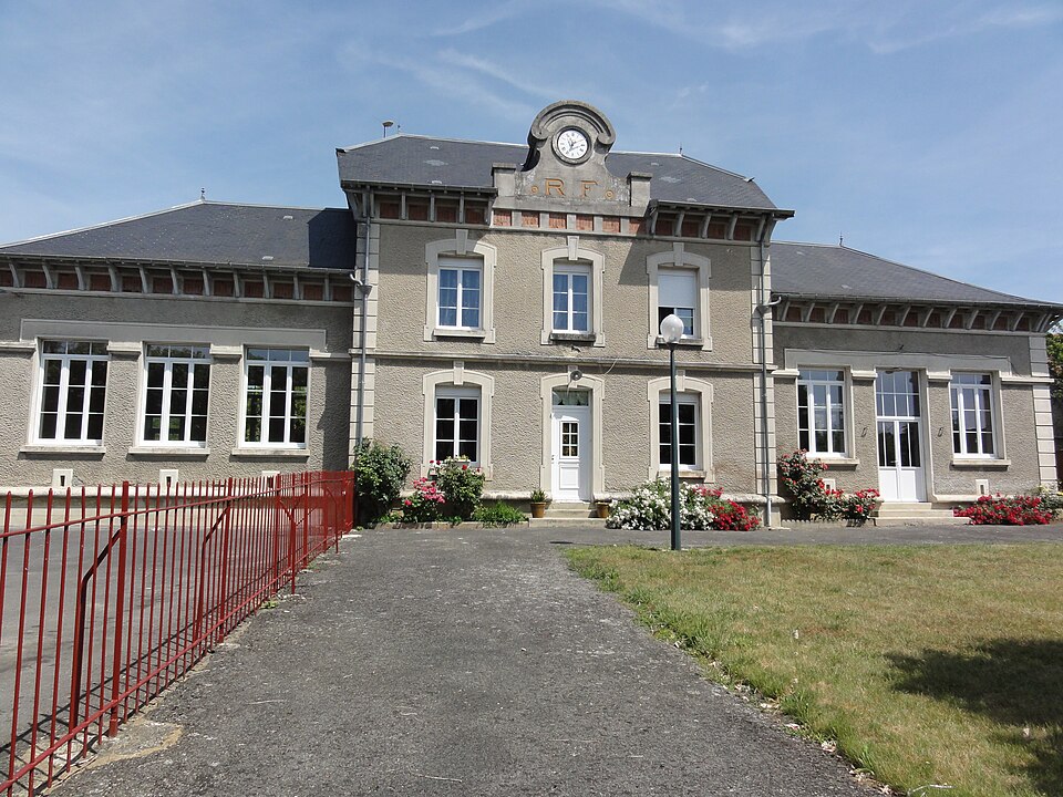 Moussy — Verneuil (Aisne) mairie (à Verneuil)
