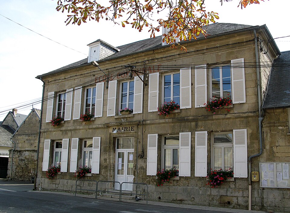 Saint — Christophe — à — Berry mairie 1