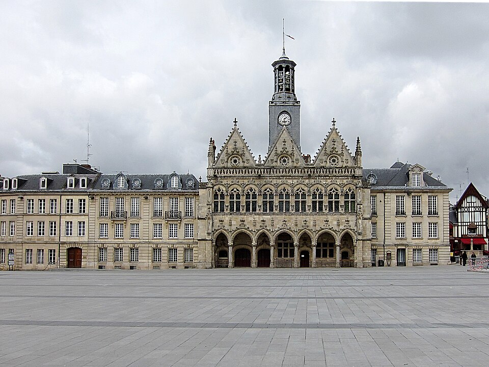 St quentin hotel de ville
