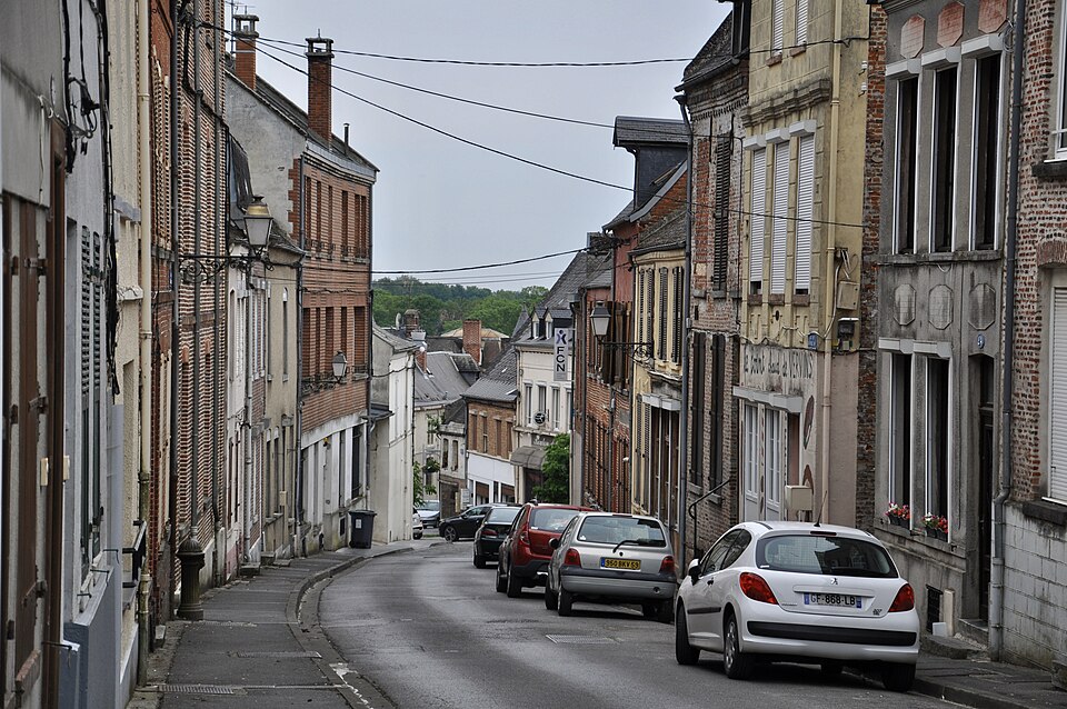 France, Aisne, Vervins (01), Rue du Général Foy