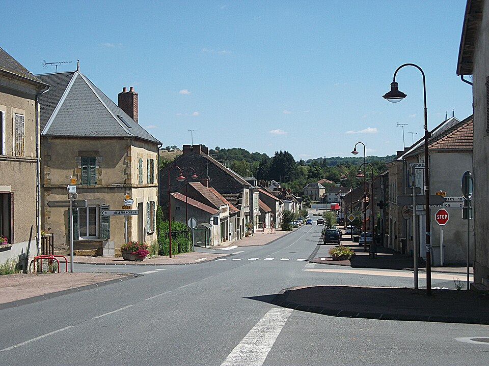 Route vers Montmarault (Bézenet) 2018 — 08 — 15