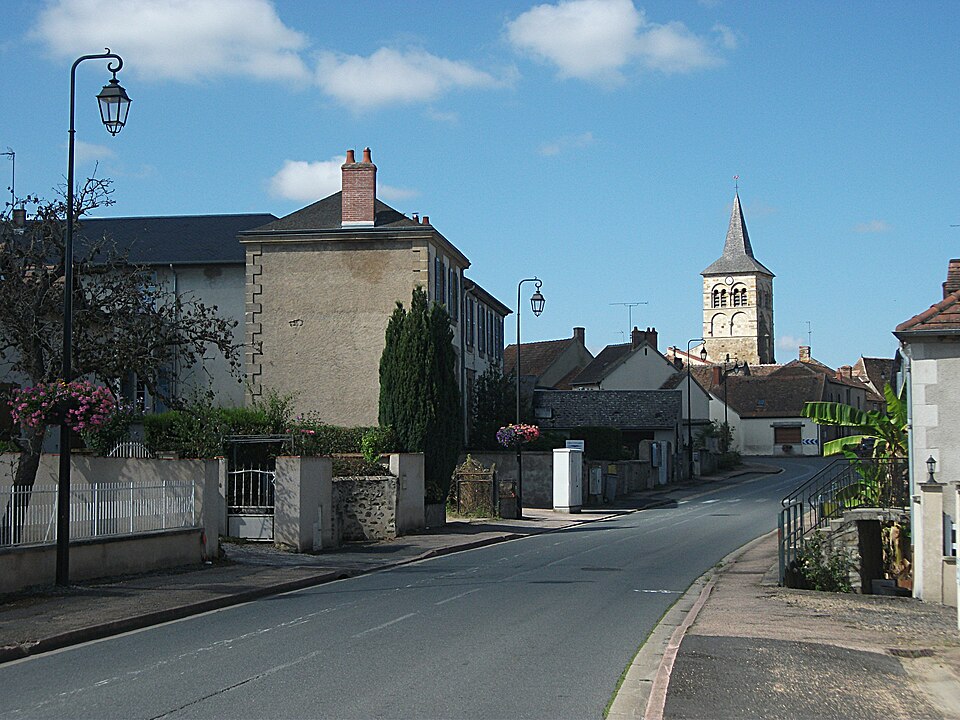 Route principale de Bizeneuille vers Montluçon 2018 — 08 — 15