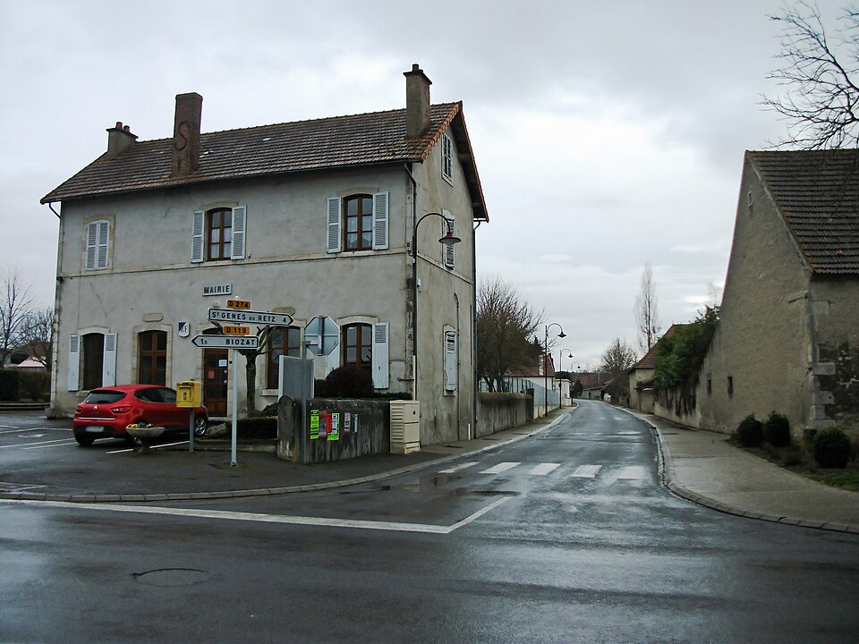Mairie et D 274 (Charmes, Allier) 2016 — 02 — 24