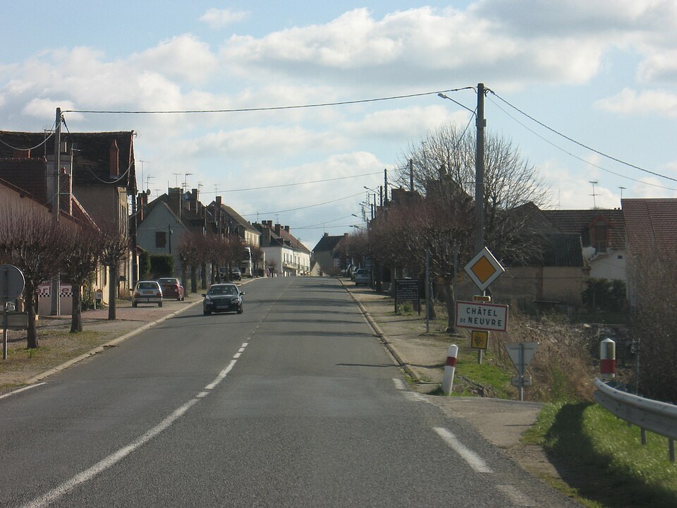 Châtel — de — Neuvre FR (march 2008)