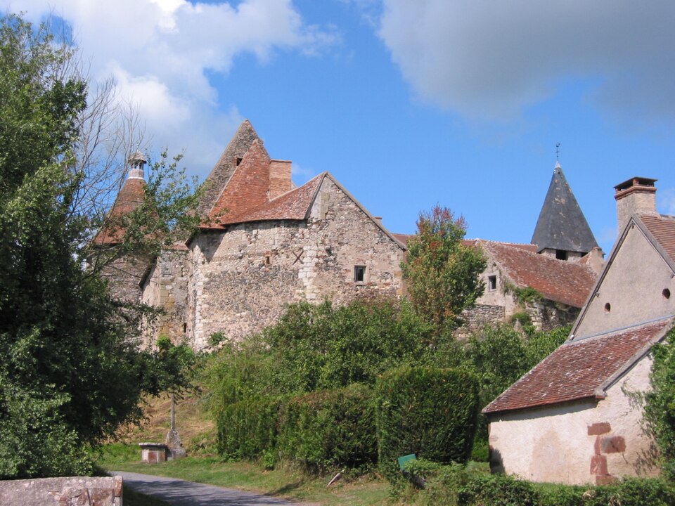 Châtelperron 001