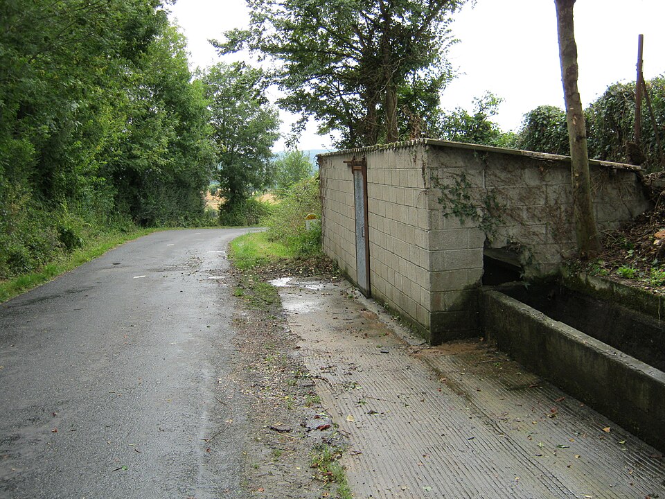Le Lavoir, Le Mont. — panoramio