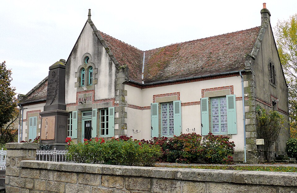 Meillers — Mairie, 2011