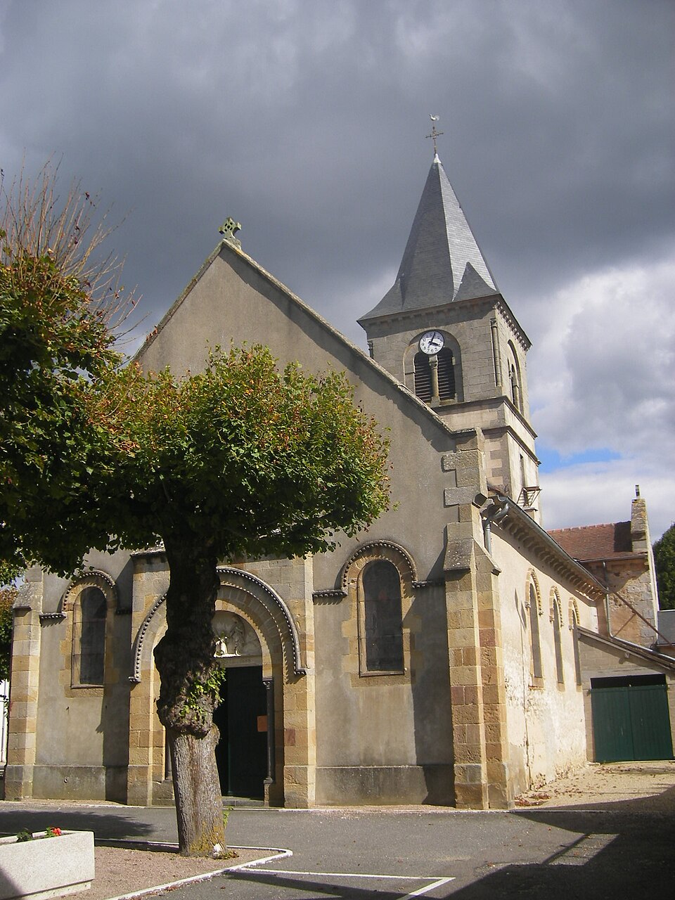 FR — 03 — Saint — Ennemond