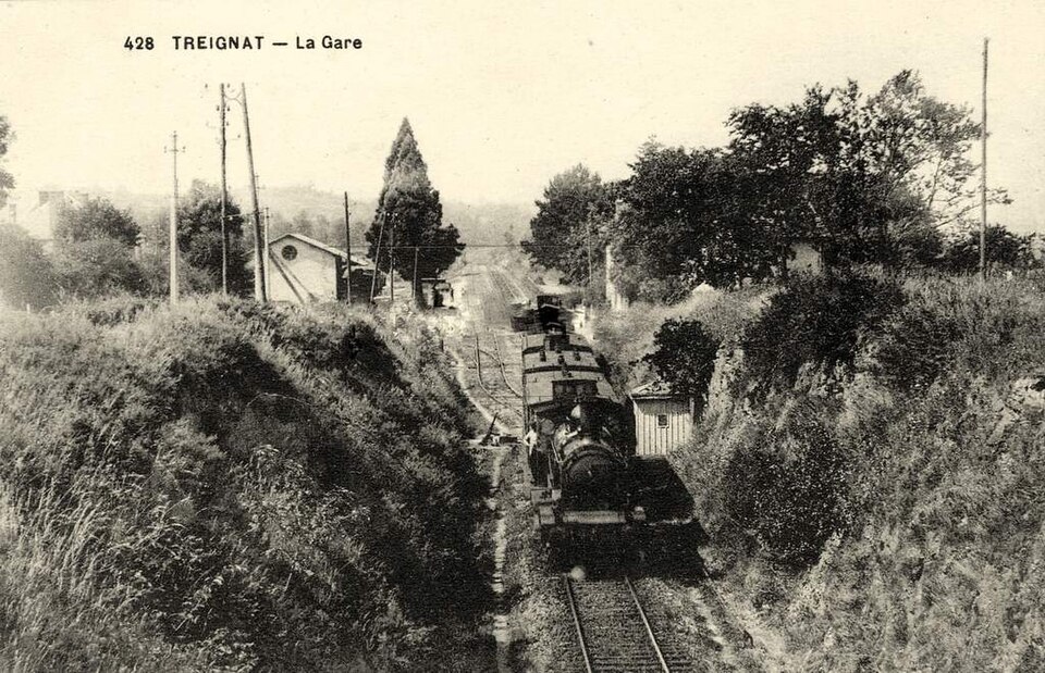 Treignat Carte postale 12