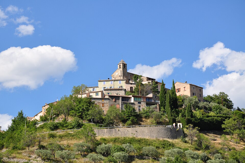 Castellet — les — Sausses, vue générale