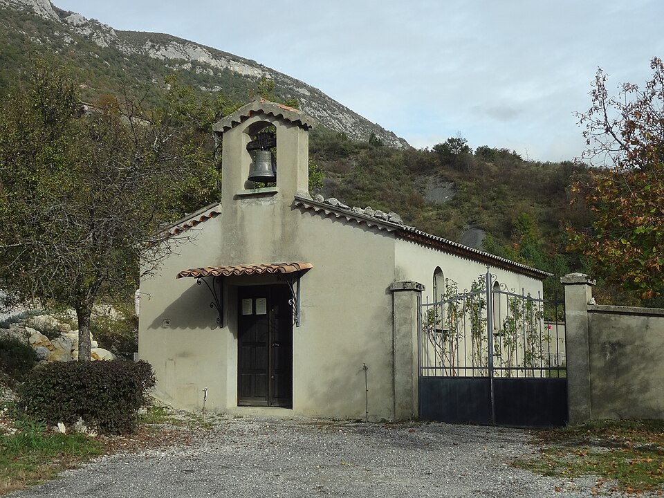 Curel (04), église neuve Saint — Martin
