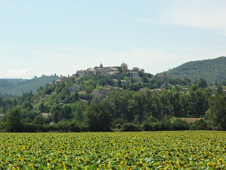 Dauphin, vue du village du nord — est
