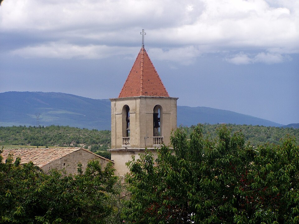 Clocher de l'Eglise — Pierrerue (04)