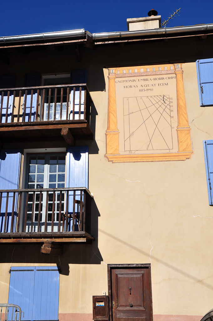 Cadran solaire à Thorame — Haute