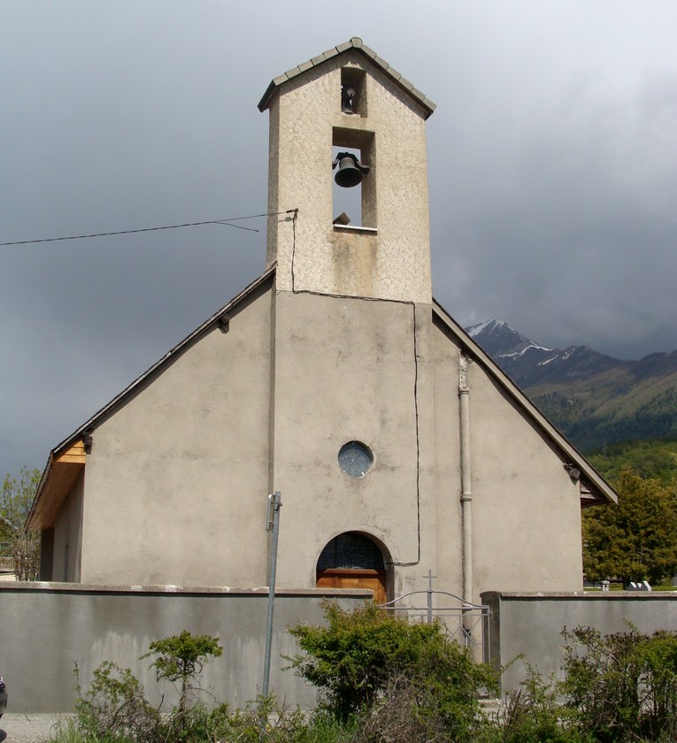 Chabottes — temple — façade