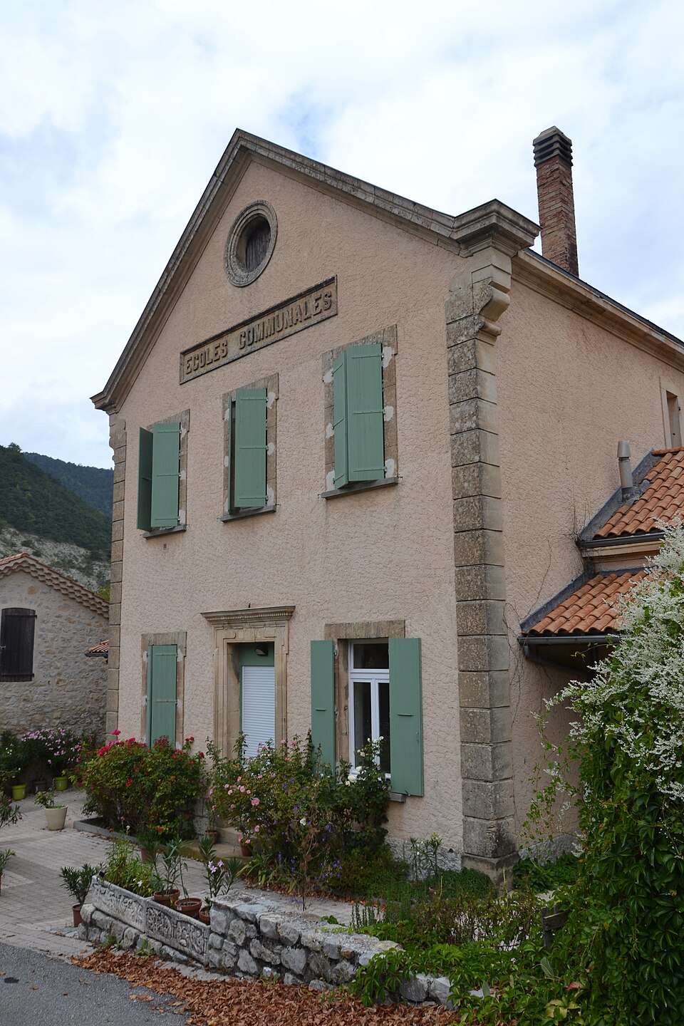 Chanousse — école communale