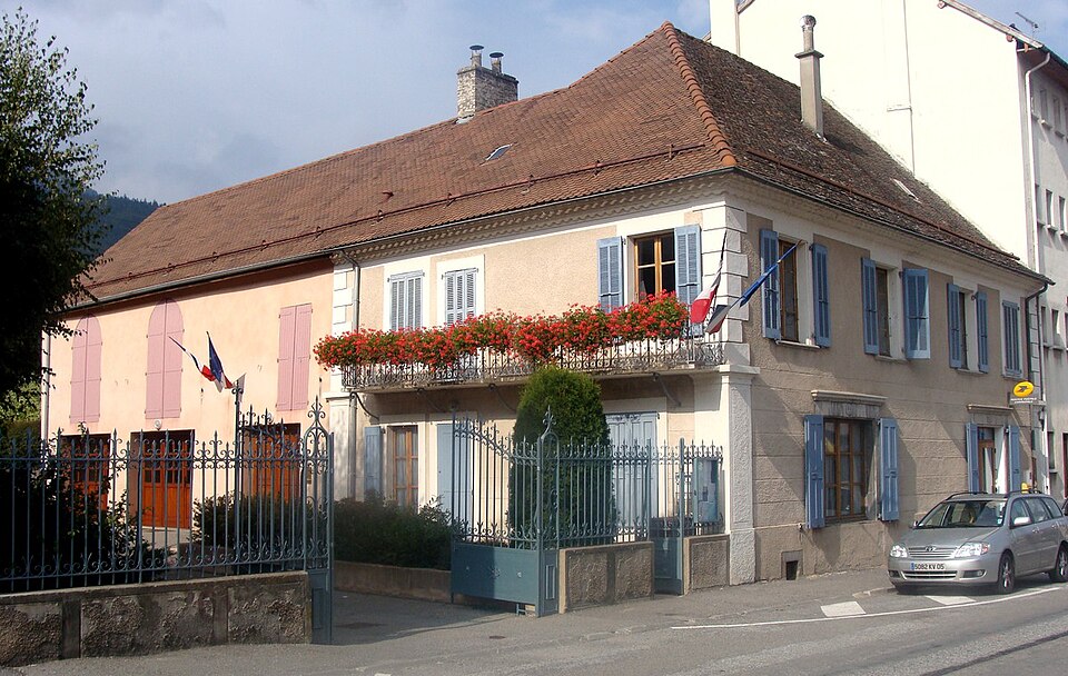 La Fare — mairie51