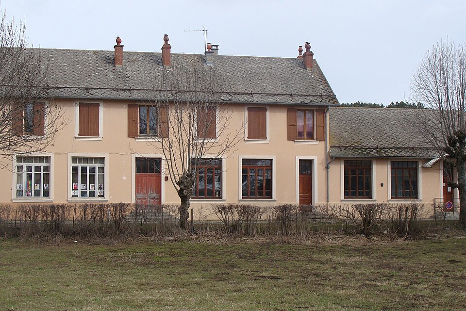Poligny — 28