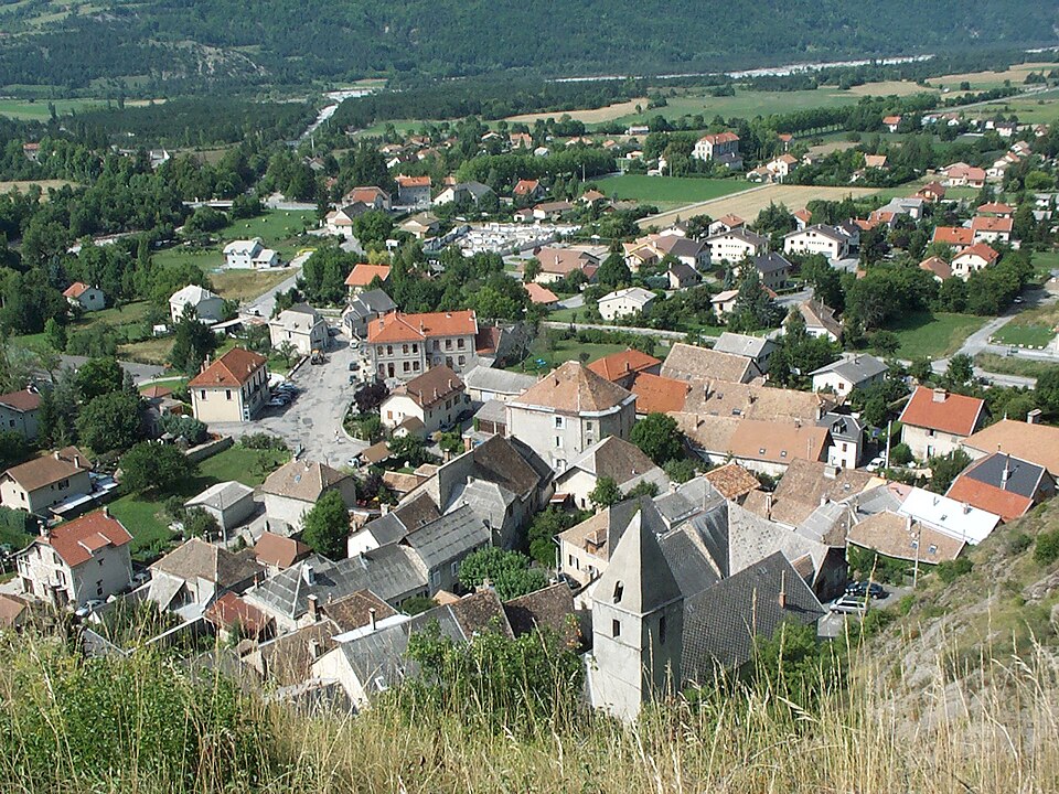 La Roche des Arnauds — Vue d'ensemble