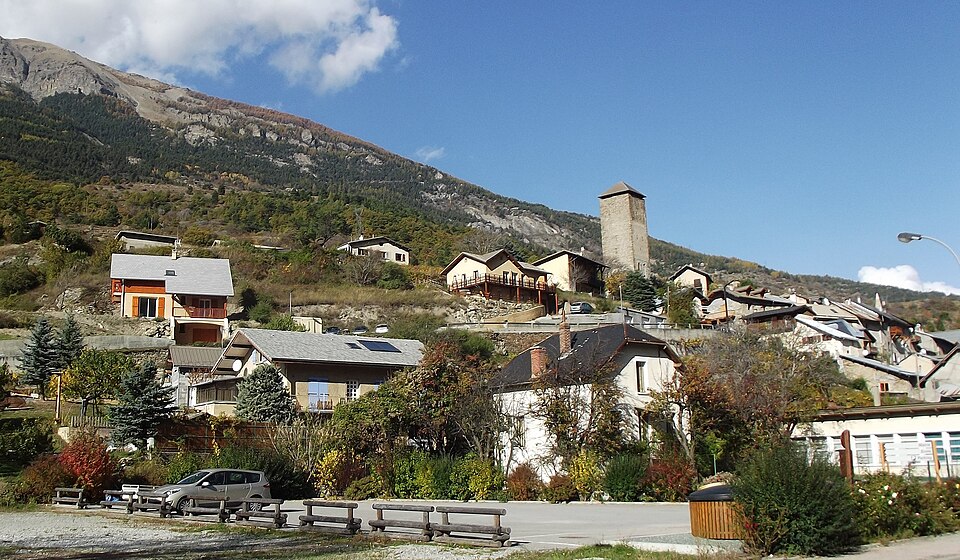 Saint — clement — sur — durance — bourg