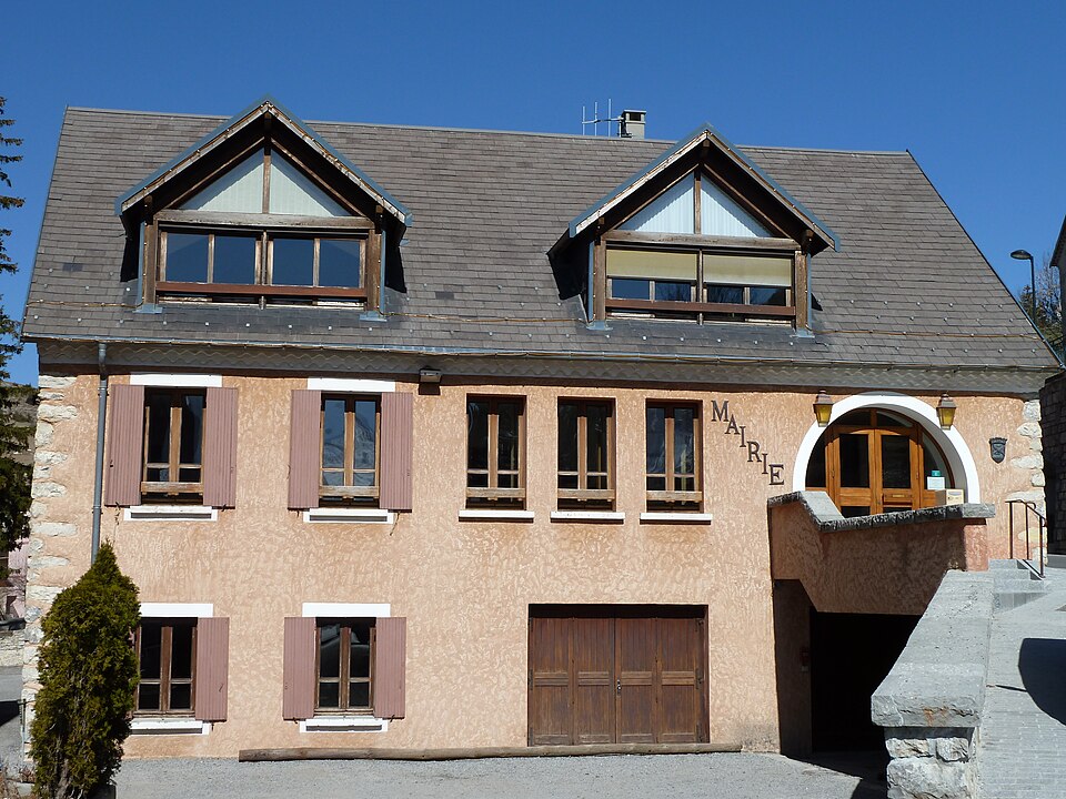 Mairie St Etienne en Devoluy