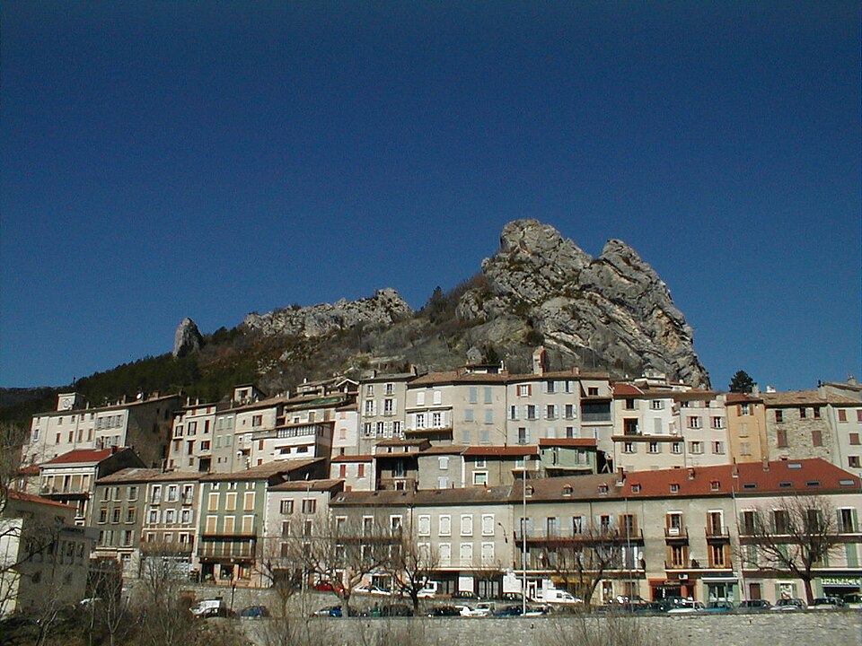 Serres (Hautes — Alpes) 1